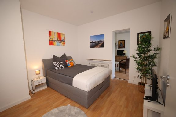 Room 3 Zimmer 3